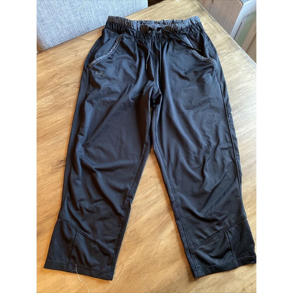 Under Armour Women XS Heat Gear Capris Jogger Loose Athletic Capris Black Gray